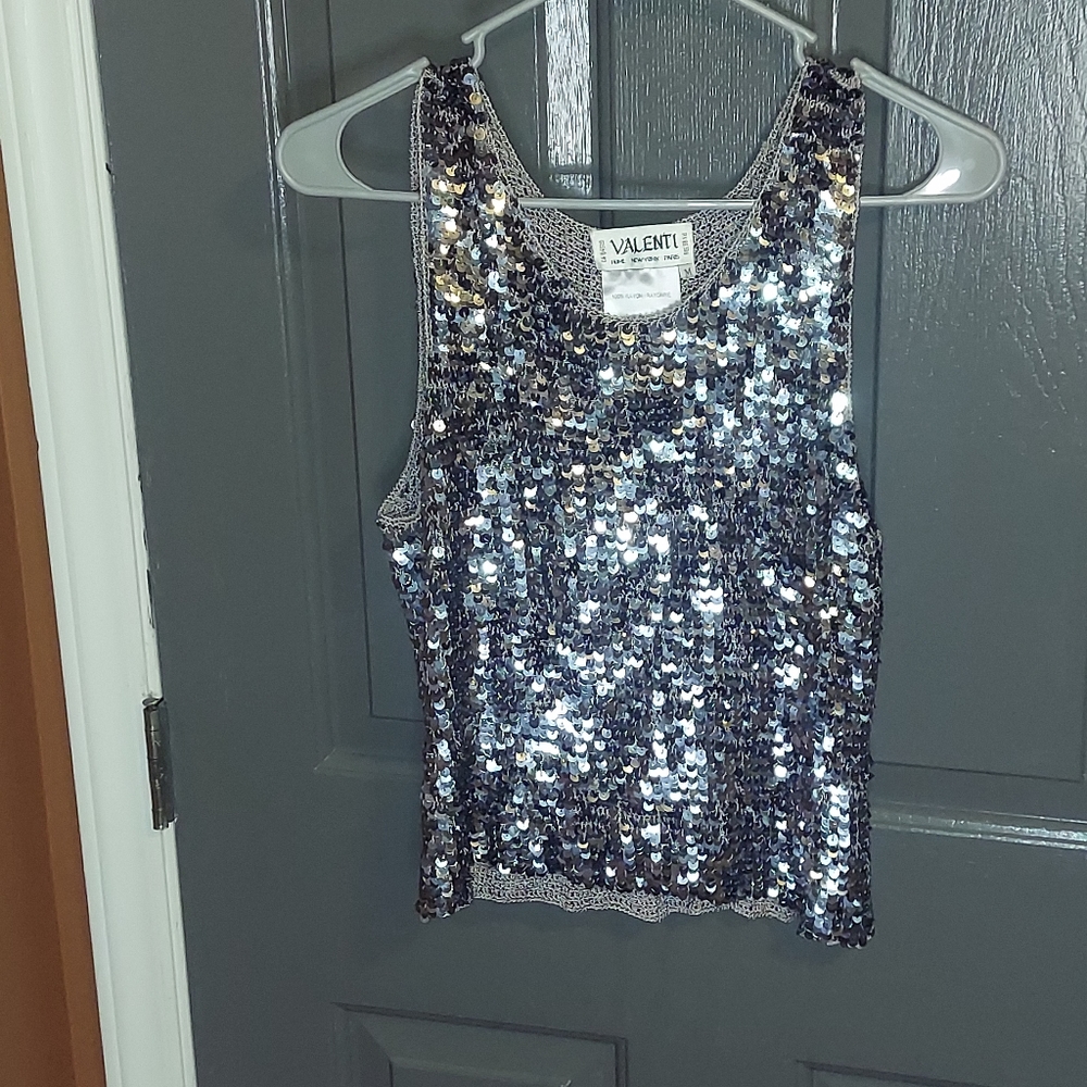 Metallic sequin blouse - Picture 2 of 3